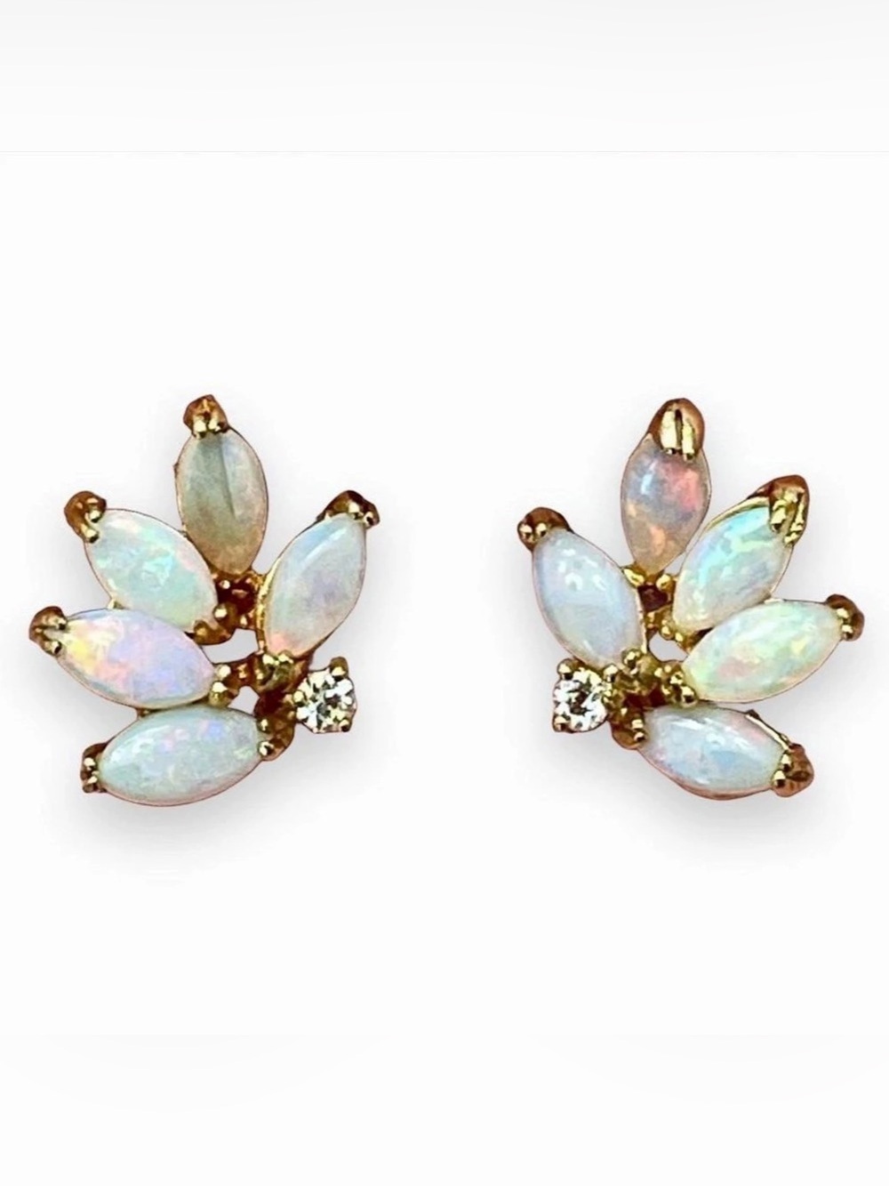 Vintage 1960s Opal-Style Rhinestone Floral Stud Earrings Gold Iridescent Glow